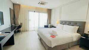 Golden Apartment in Da Nang Bay