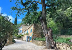 La Petite Blanchardière, gîtes avec piscine