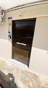 Neos Kosmos Living Space 200m from Metro