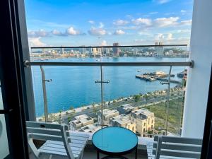 Stunning Sea View Apartments with Balcony - The Sapphire Ha Long