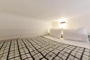 Lion Apartments Family Stay