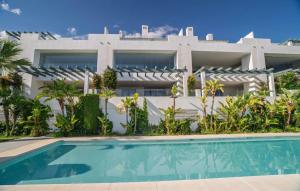 Relaxing Garden Apartment with Sea Views in Finca Cortesin Resort