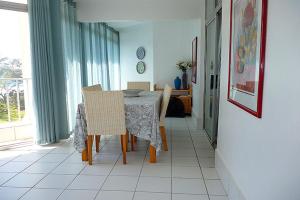 44 KYALANGA - on the beach
