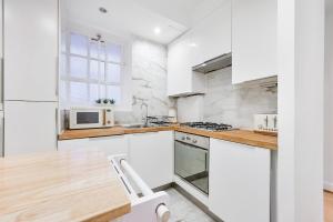 Central 2 Bed in Edgware Road with Paid Parking