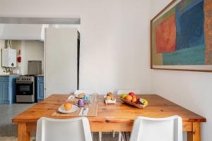 Fionas - Traditional 2 bedroom apartment with amazing garden