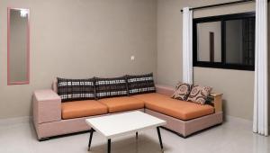 Milestone City Business Apartment - Secure Area - Fast WiFi Long Stay