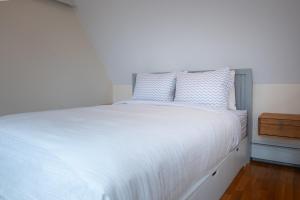 Buoy Suite - Captains House
