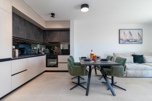 Premium Apartment Mares with spectacular Sea View