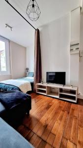 LEscapade 2 - Studio with terrace access