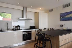 Clos des Iles - sea-view apartment near Croisette