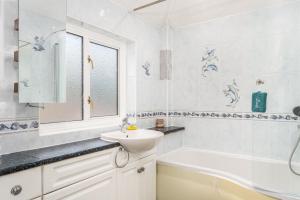 Spacious 3-Bedroom Home in Watford - Pass the Keys