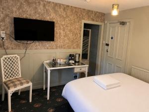 Holland Hotel