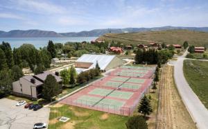 Serenity Now - Ideal Beach, Hot Tub, Games, BBQ, Amazing Views