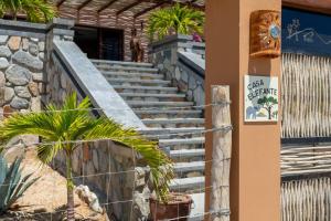 2BR with Stunning Ocean Views