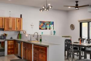 Tranquil 3BR Home, Pool, Rooftop