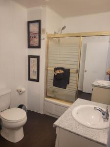 Cozy Apartment Near Dumont & Avenir Centre