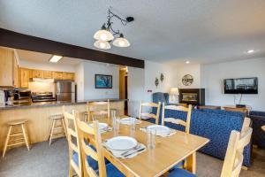 Mtn Base w Hot Tub Access Near Winter Park Resort