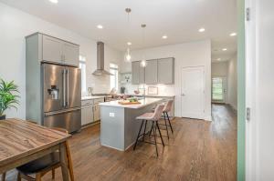 Double Time - Ping-Pong Table - Mins to Germantown