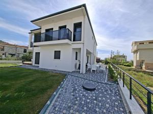 Villa Olive Hill 1