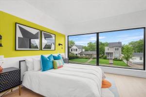 Modern Palette - Private Patio - Mins to Broadway