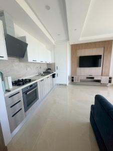 Magnifique logement pied dans leau avec piscine