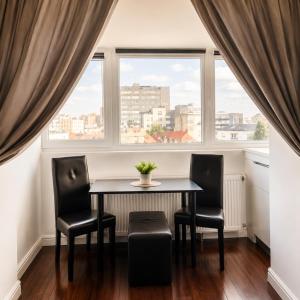 Baroq Central City Apartment