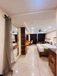Stay With Shubham Hills View