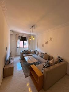 RES Bright 2BR Near Guéliz Marrakech - Private Parking - Wifi - Balcony