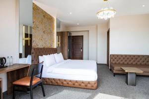 Highgarden Hotel