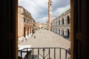 Basilicae Sedes Domini - Noble Grandeur View