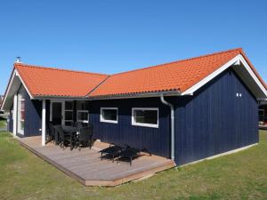 Activity-Ready Beach Villa