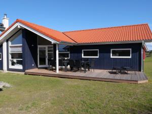 Activity-Ready Beach Villa