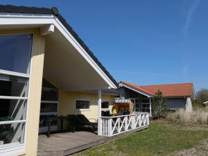 Danish beach holiday with sauna