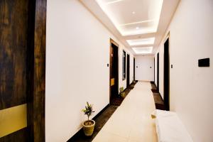 Super OYO Townhouse Oak Ratanpur Panki