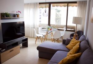 Mediterranean Sunset Apartment - Benidorm Skyline