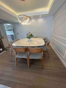Apartment at the Open Shopping Mall of Jurerê Internacional