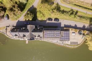 Het Vijverhuis - Vakantiewoning 22 pers & 5 Luxe Kamers