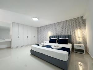 Ksamil Private Pool Suite 1