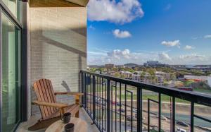 2BR Highrise Balcony View Near FIFA at NRG