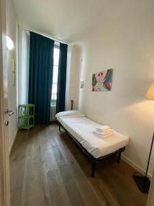 Bright & Central Apartment