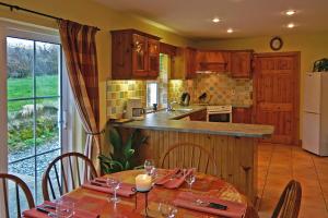 3 Bed in Goleen oc-i077