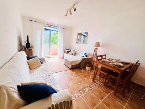 Pátio Sol Tróia Holiday House