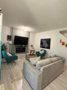 AA RetreatFam-Friendly 3BR Spacious Haven Leduc
