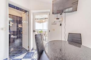 Apartments by the sea Kuciste - Perna, Peljesac - 4538
