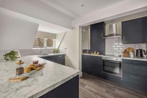 Luxe Ami Tran Spacious Penthouse