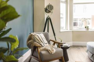 Luxe Ami Ek South Shore GF Apartment