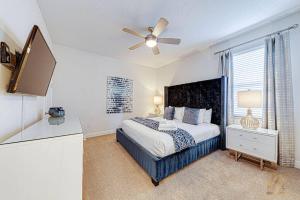 ECR7739 - Resort Style Home 10 min from Disney