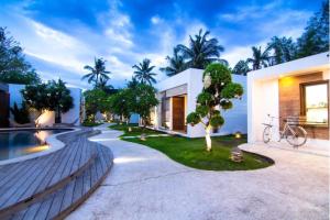 Avondzy 1 BR Deluxe Suite Villas