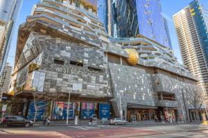 Luxury 1BR Ritz Carton Precinct Resort Amenities