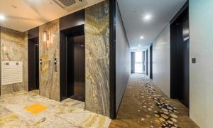 Dobong Hotel Bay204
